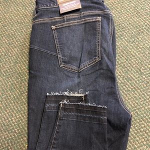 Torrid bombshell skinny jeans